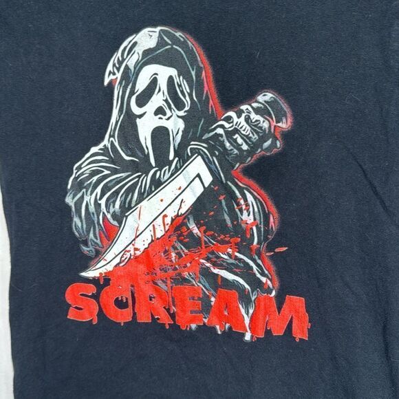 Scream Movie Short Sleeve T-shirt. Size Small. Unisex. - Picture 2 of 3